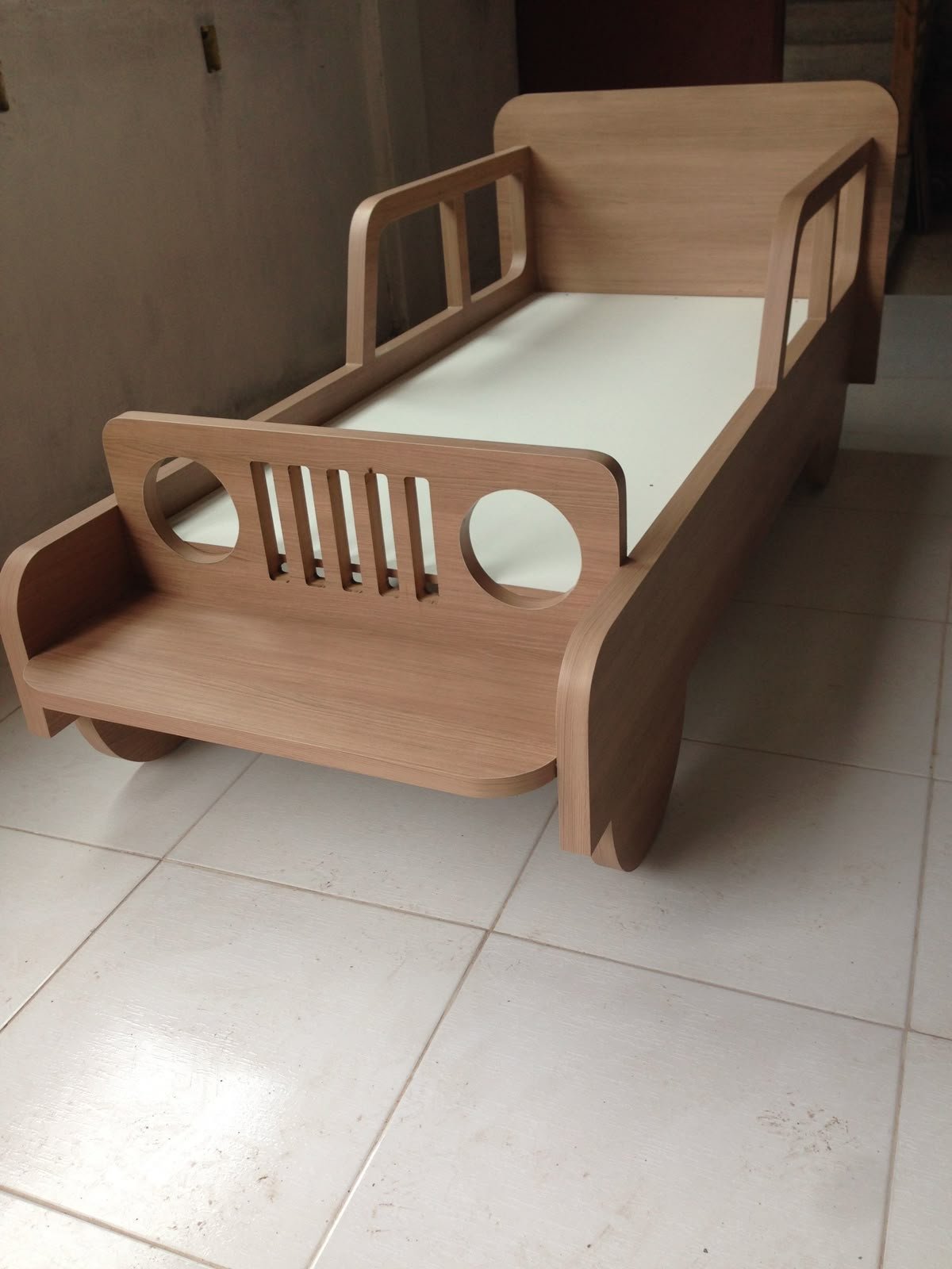 JEEP Kidsbed - الصورة 4