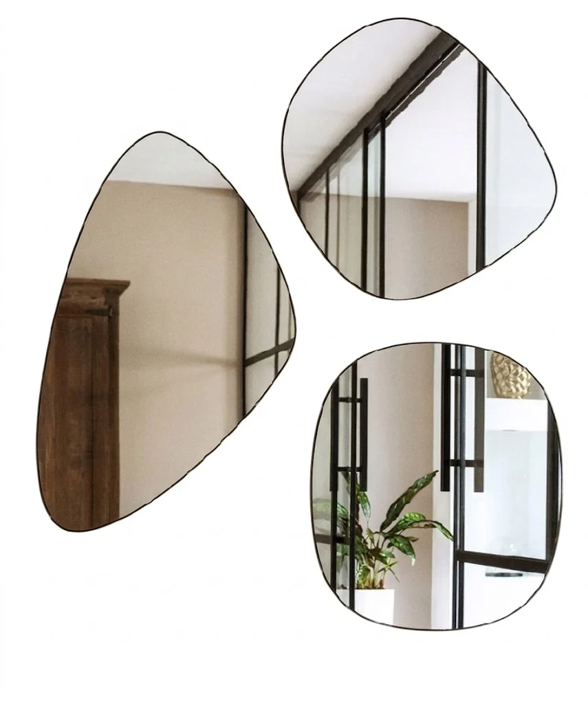3VARIETY Mirror