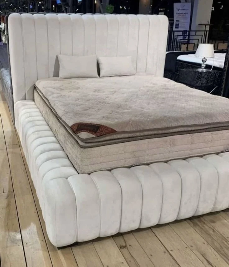 POLE Bed - Image 2